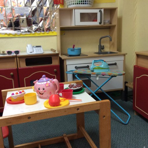 Burton Latimer Nursery Apple Tree Day Nurseries