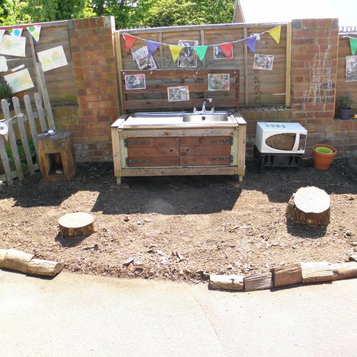 Burton Latimer Nursery Apple Tree Day Nurseries