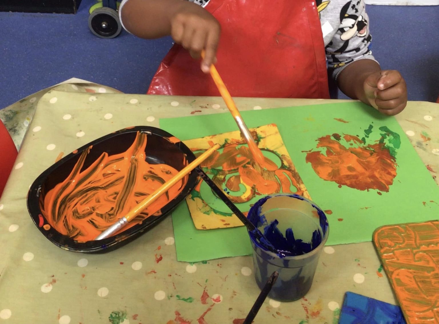 Autumnal Walks & Activities Apple Tree Day Nurseries